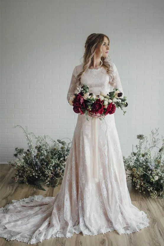 A Line Long Sleeve Lace Wedding Dresses Plus Size Vintage Rustic Wedding Dress UQ2263