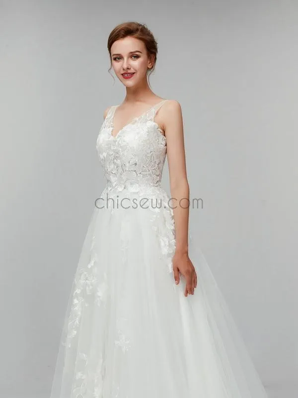 Gorgeous Lace Applique V Neck A-line Backless Long Wedding Dresses XDM1103