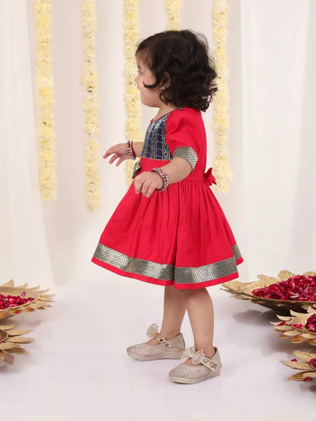 Jashvi Girl's Navy Blue And Pink Banarsi Frock