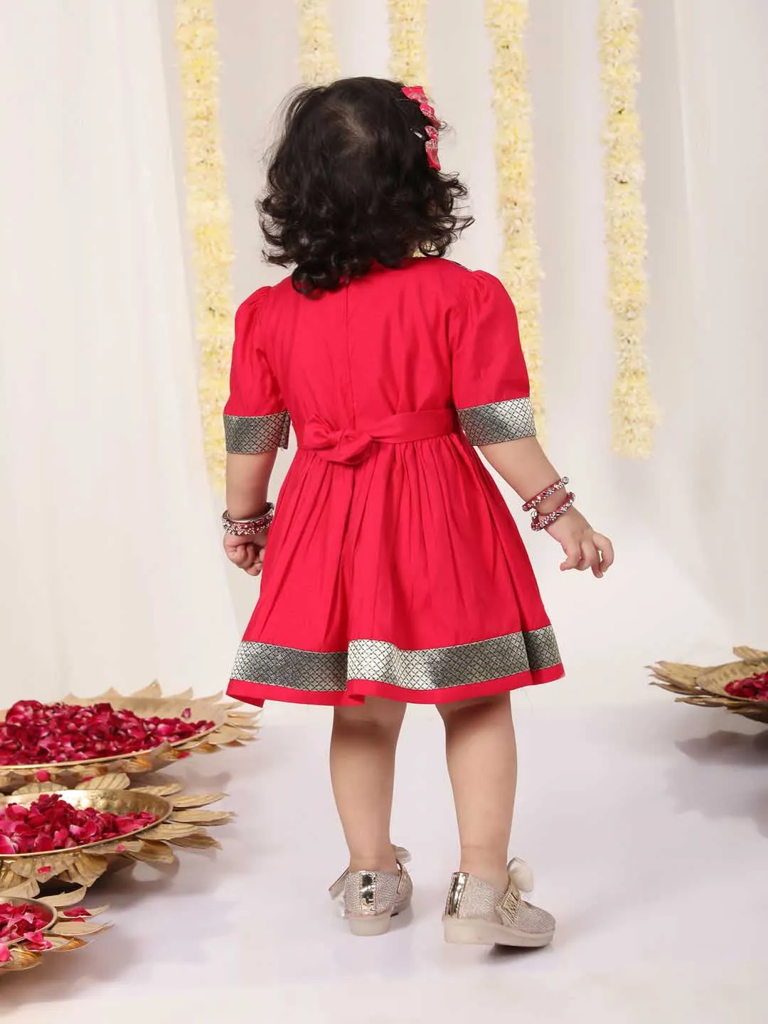 Jashvi Girl's Navy Blue And Pink Banarsi Frock