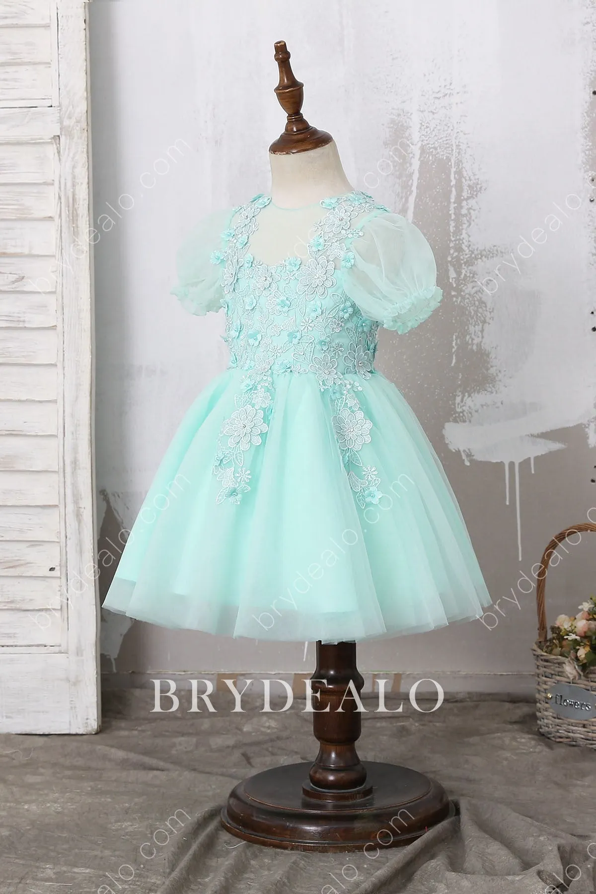 Knee Length Lovely Lace Mint Bubble Sleeve Flower Girl Dress