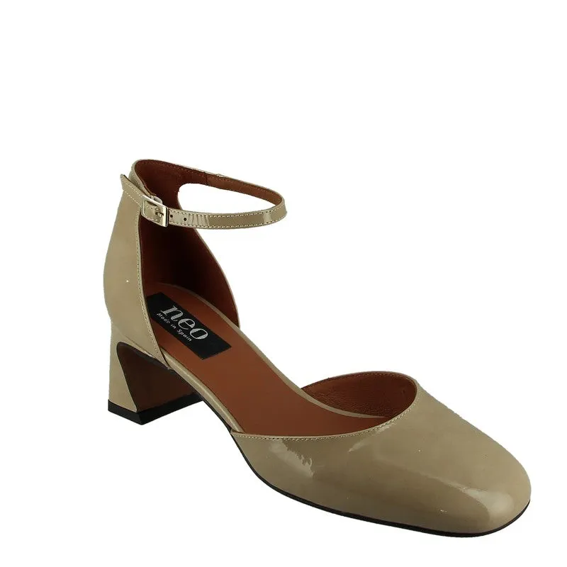 Neo 23590 Beige Patent Mary Jane