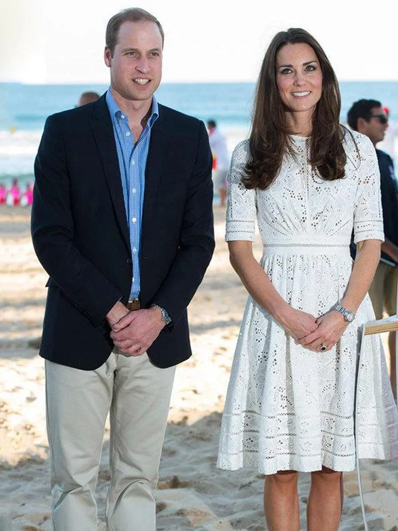 Princess With The Same White Lace Dress